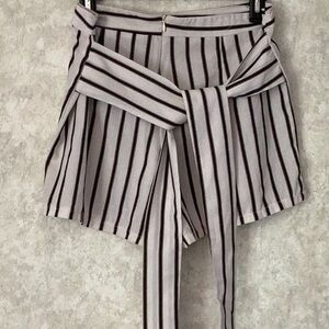 EUC STRIPED SHORTS